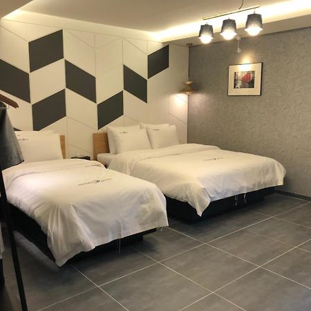 Royal Hotel Jeongeup Eksteriør billede